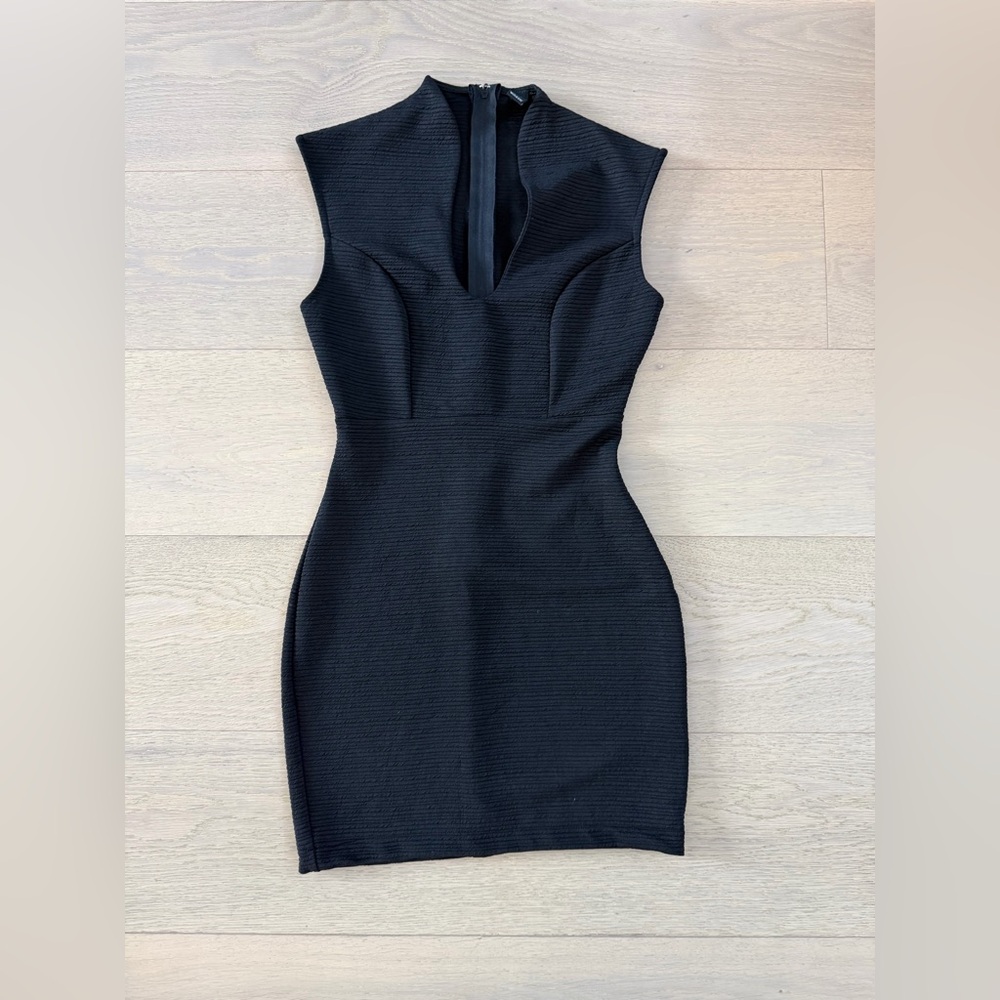 WINDSOR Midi Dress- Black